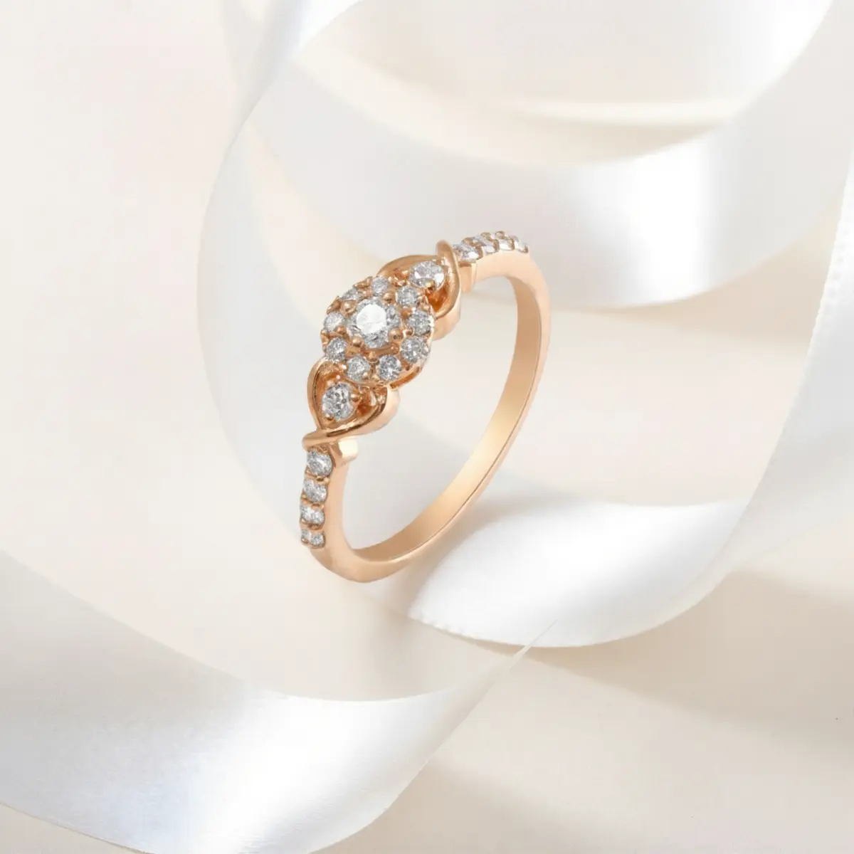 Luxurious diamond Oval ring 
